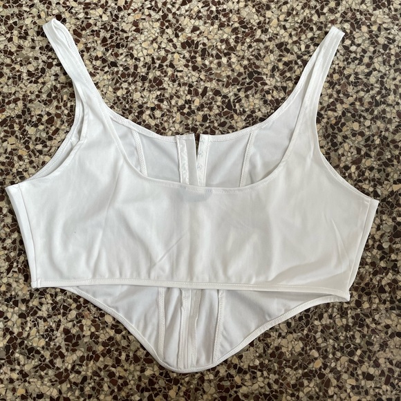 Structured Top - Picture 2 of 4